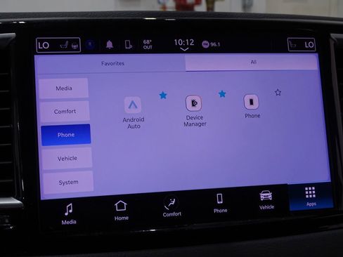 Used 2024 Chrysler Pacifica Touring-L image 41