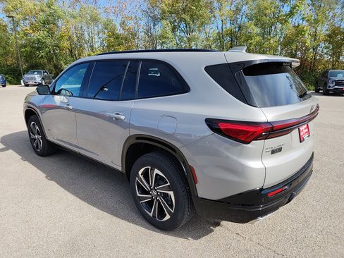 New 2026 Buick Enclave Sport Touring image 7