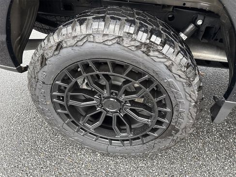 New 2025 Ford F150 XLT w/ Equipment Group 302A MID image 18