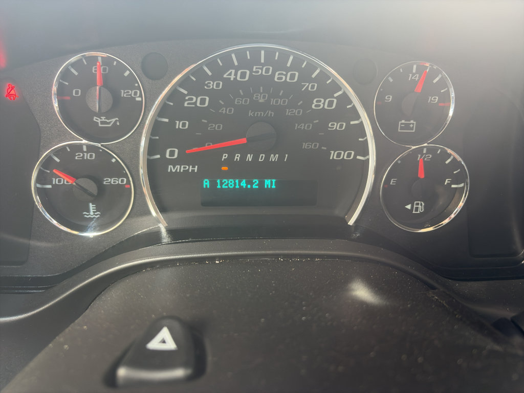 Used 2025 GMC Savana 2500 w/ Driver Convenience Package RWD image 14