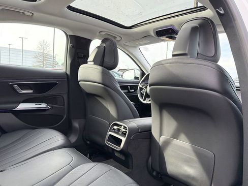 Certified 2025 Mercedes-Benz E 350 4MATIC Sedan image 18