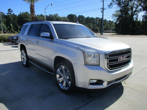 Used 2017 GMC Yukon SLT RWD image 13