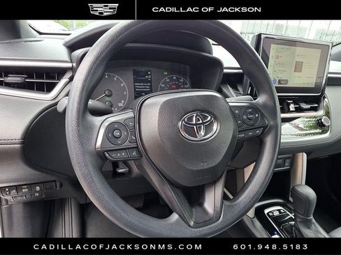 Used 2025 Toyota Corolla Cross AWD Hybrid image 10