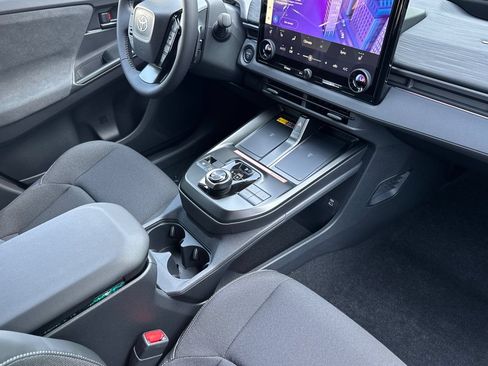 New 2026 Toyota C-HR AWD/4WD image 19