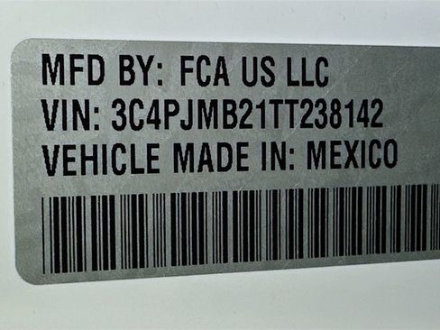 New 2026 Jeep Cherokee Limited AWD/4WD image 16