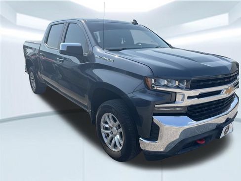 Used 2021 Chevrolet Silverado 1500 LT AWD/4WD image 2