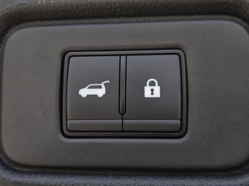 New 2026 Nissan Pathfinder SV FWD image 10
