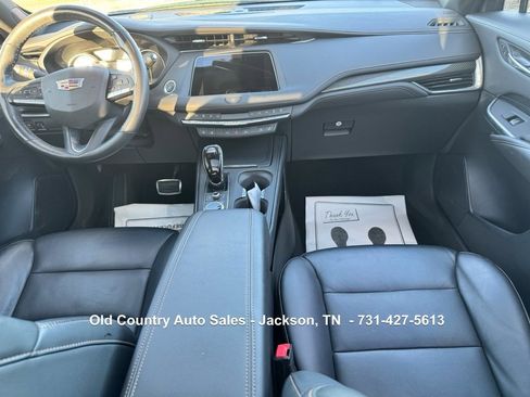 Used 2021 Cadillac XT4 Sport image 14