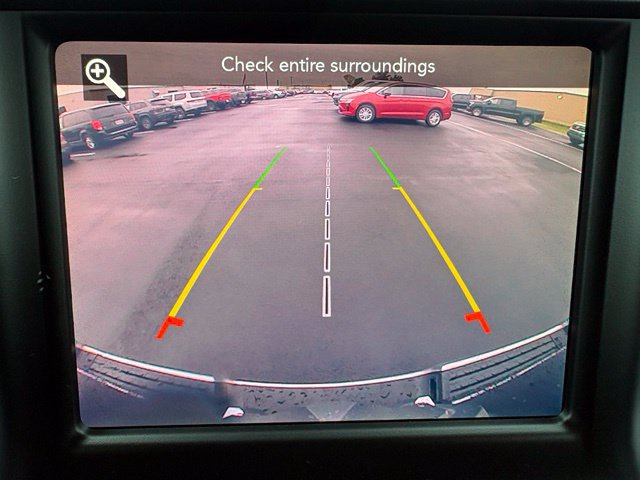Used 2019 RAM 1500 Laramie AWD/4WD image 5
