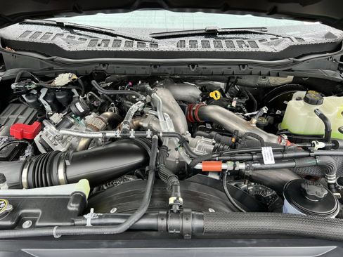 New 2025 Ford F250 Platinum image 28