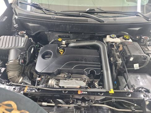 Used 2024 Chevrolet Equinox LT image 30