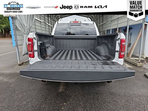 Used 2022 RAM 1500 Limited w/ Body-Colour Bumper Group AWD/4WD image 5