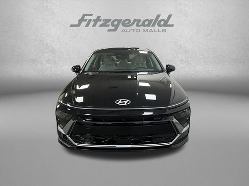 Used 2025 Hyundai Sonata SE FWD image 10
