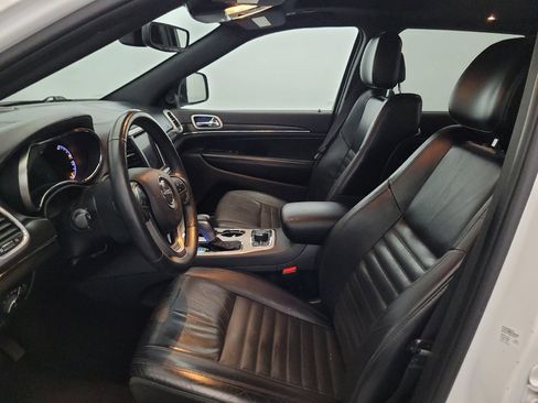 Used 2018 Jeep Grand Cherokee Limited AWD/4WD image 17