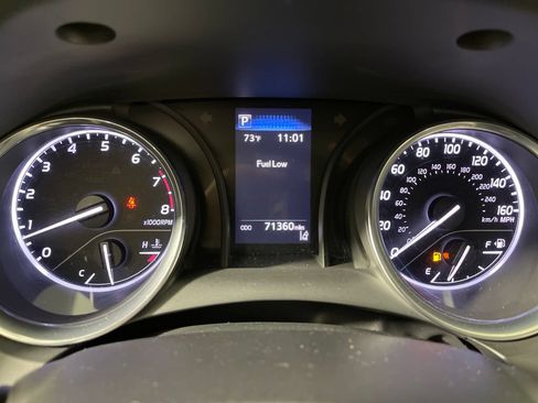 Certified 2020 Toyota Camry SE FWD image 18