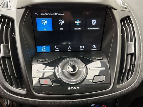 Used 2019 Ford Escape Titanium w/ U9j03 - Titanium Tow Package AWD/4WD image 19