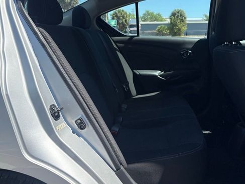 Used 2018 Nissan Versa SV image 14