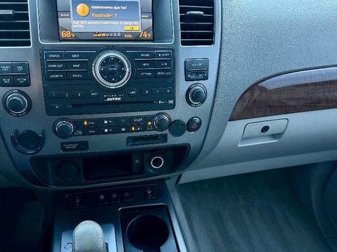 Used 2010 Nissan Armada Platinum RWD image 17