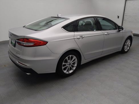 Used 2019 Ford Fusion SE image 10