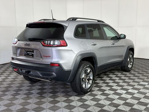 Used 2019 Jeep Cherokee Trailhawk w/ Comfort/Convenience Group AWD/4WD image 9