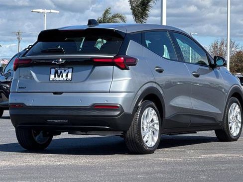 New 2027 Chevrolet Bolt LT w/ Comfort Package image 4