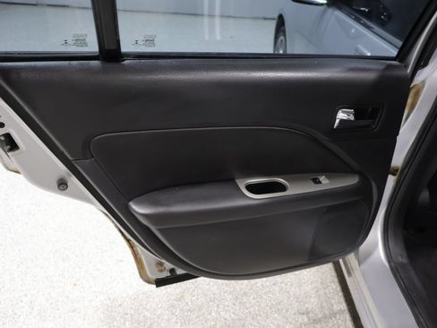 Used 2012 Ford Fusion SEL w/ Sport Appearance Pkg AWD/4WD image 17