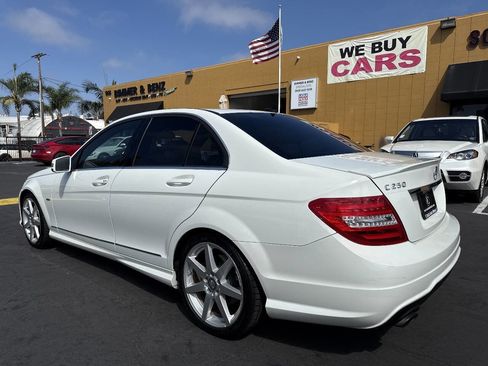 Used 2012 Mercedes-Benz C 250 Sedan image 3