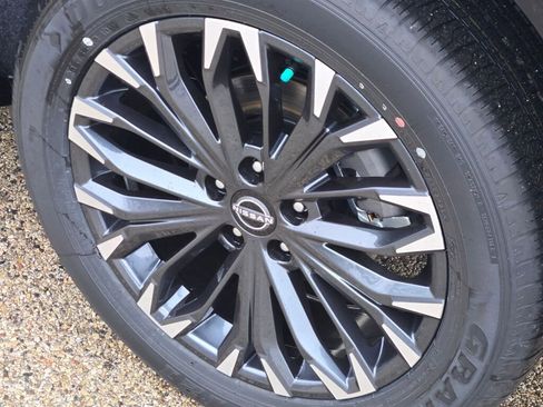 New 2026 Nissan Rogue Platinum w/ Platinum Premium Package image 17