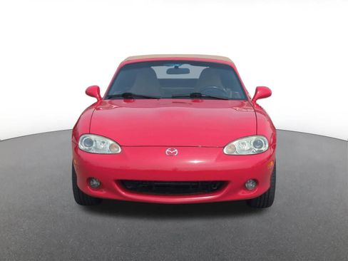 Used 2001 MAZDA MX-5 Miata RWD image 9