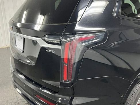 Certified 2023 Cadillac XT6 Sport w/ Platinum Package AWD/4WD image 11