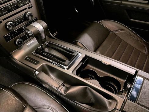 Used 2012 Ford Mustang GT Premium image 16