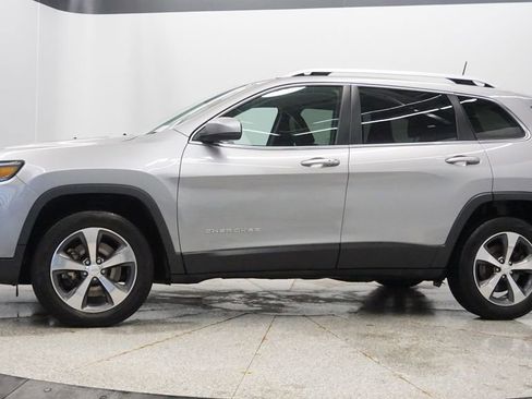 Certified 2019 Jeep Cherokee Limited w/ Trailer Tow Group image 2