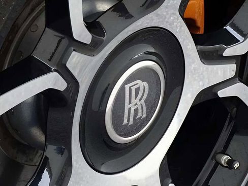 Certified 2023 Rolls-Royce Cullinan Black Badge w/ Driver's Package AWD/4WD image 15