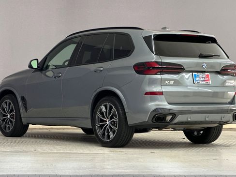 Certified 2025 BMW X5 sDrive40i w/ M Sport Package RWD image 3
