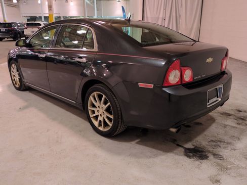 Used 2010 Chevrolet Malibu LTZ w/ HFV6 Engine Package image 6