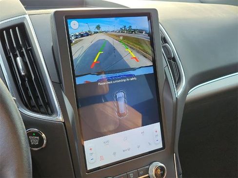 Certified 2024 Ford Edge Titanium w/ Titanium Elite Package image 28