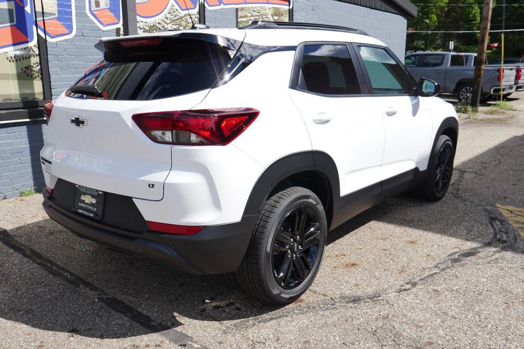 New 2026 Chevrolet TrailBlazer LT w/ Midnight Edition AWD/4WD image 31