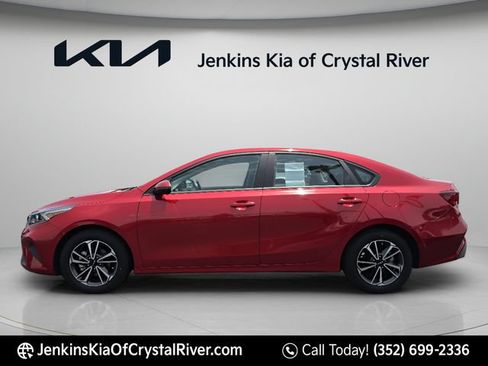 Certified 2023 Kia Forte LXS w/ LXS Technology Package FWD image 13