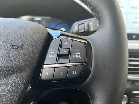 New 2026 Ford Escape SE w/ PHEV Premium Package image 21