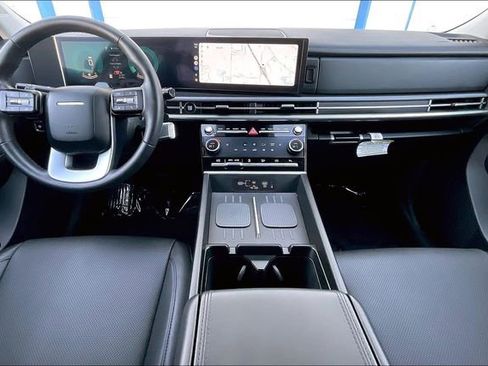Certified 2025 Hyundai Santa Fe SEL image 15
