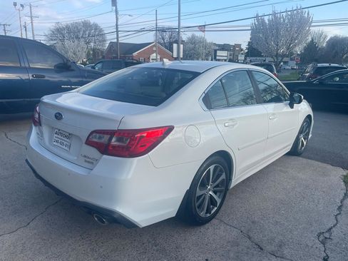 Used 2018 Subaru Legacy 3.6R Limited image 13