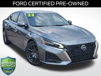 Used 2023 Nissan Altima 2.5 SV FWD video 1