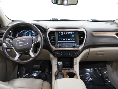 Used 2019 GMC Acadia Denali AWD/4WD image 18