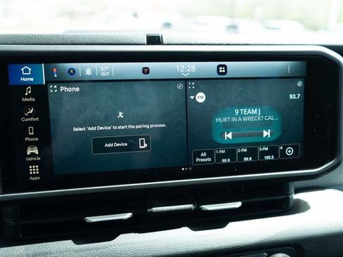 Used 2024 Jeep Wrangler Sport image 22