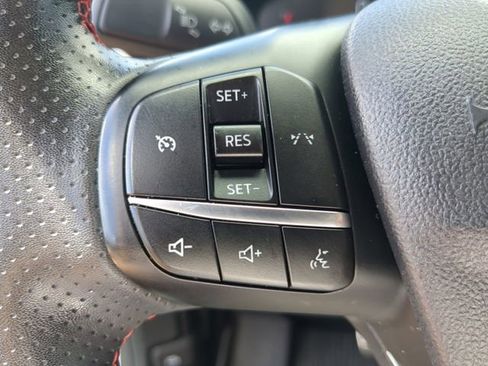 Used 2023 Ford Escape ST-Line image 30