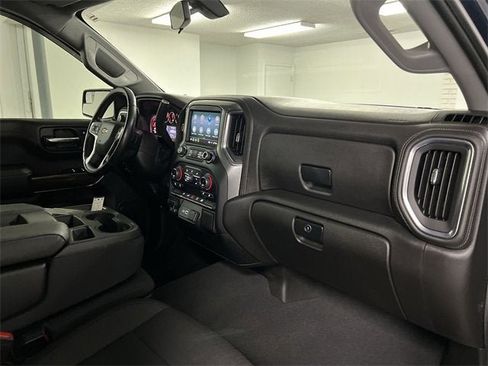 Used 2021 Chevrolet Silverado 1500 LT image 28