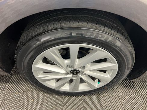 Used 2023 Toyota Camry LE image 33