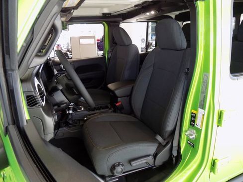 New 2026 Jeep Gladiator Willys image 38