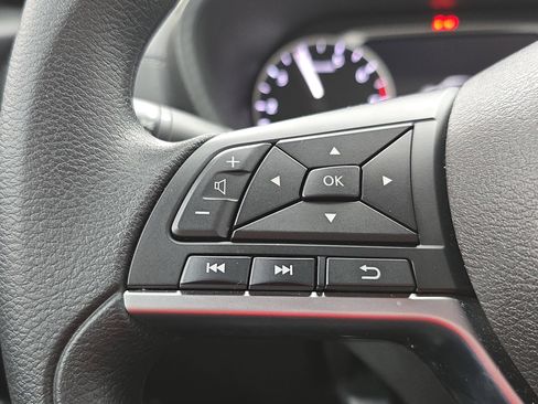 Certified 2025 Nissan Sentra SV FWD image 16