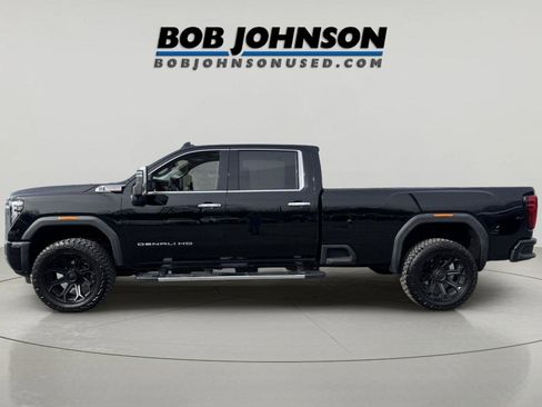 Used 2025 GMC Sierra 2500 Denali AWD/4WD image 5